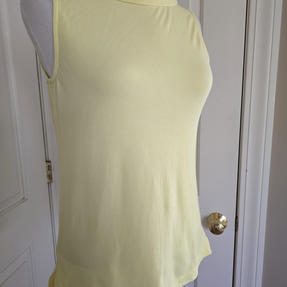 Talbots Pale Yellow Sleeveless Jackie O Style Portrait Collar Sleeveless Top Sz